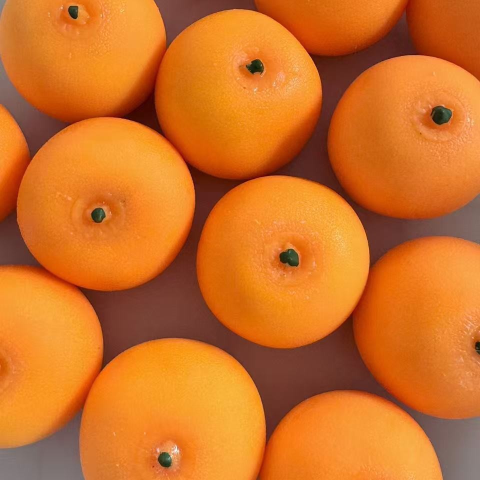 Simulated Orange Stress Ball S - Party Games Questions recension och pris