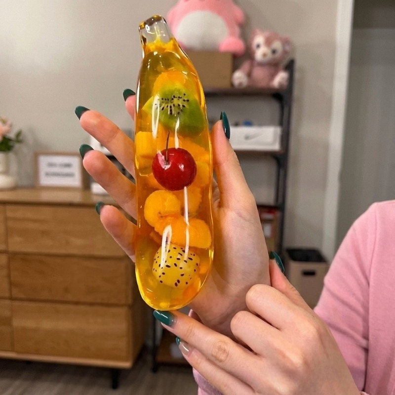 Fruit Banana Jelly Squishy Toy - Party Games Questions recension och pris